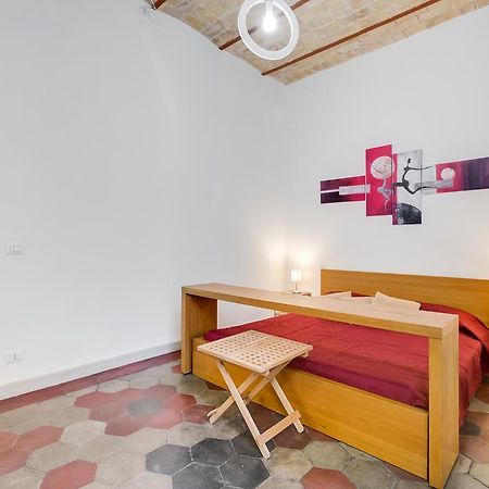 Monti Colosseum Apartment Рим Экстерьер фото