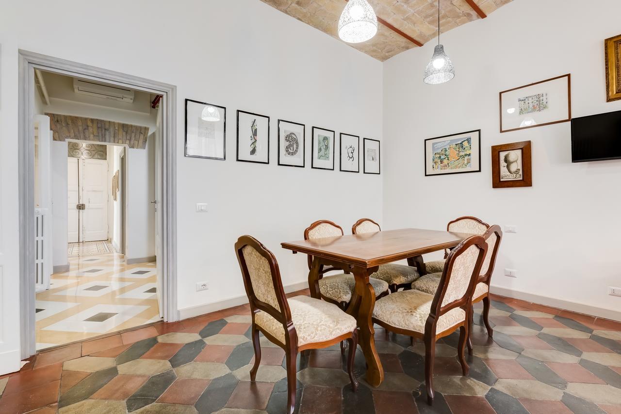 Monti Colosseum Apartment Рим Экстерьер фото