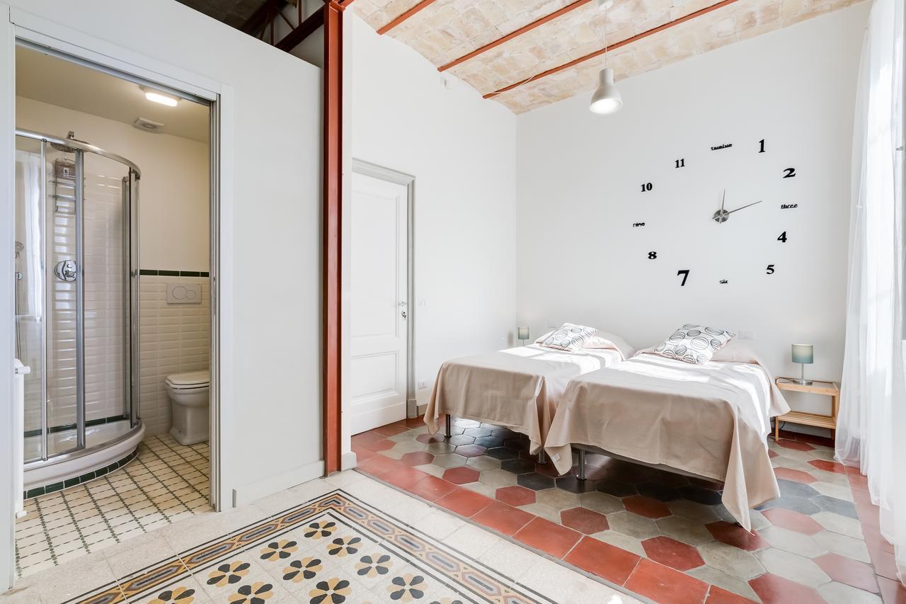 Monti Colosseum Apartment Рим Экстерьер фото